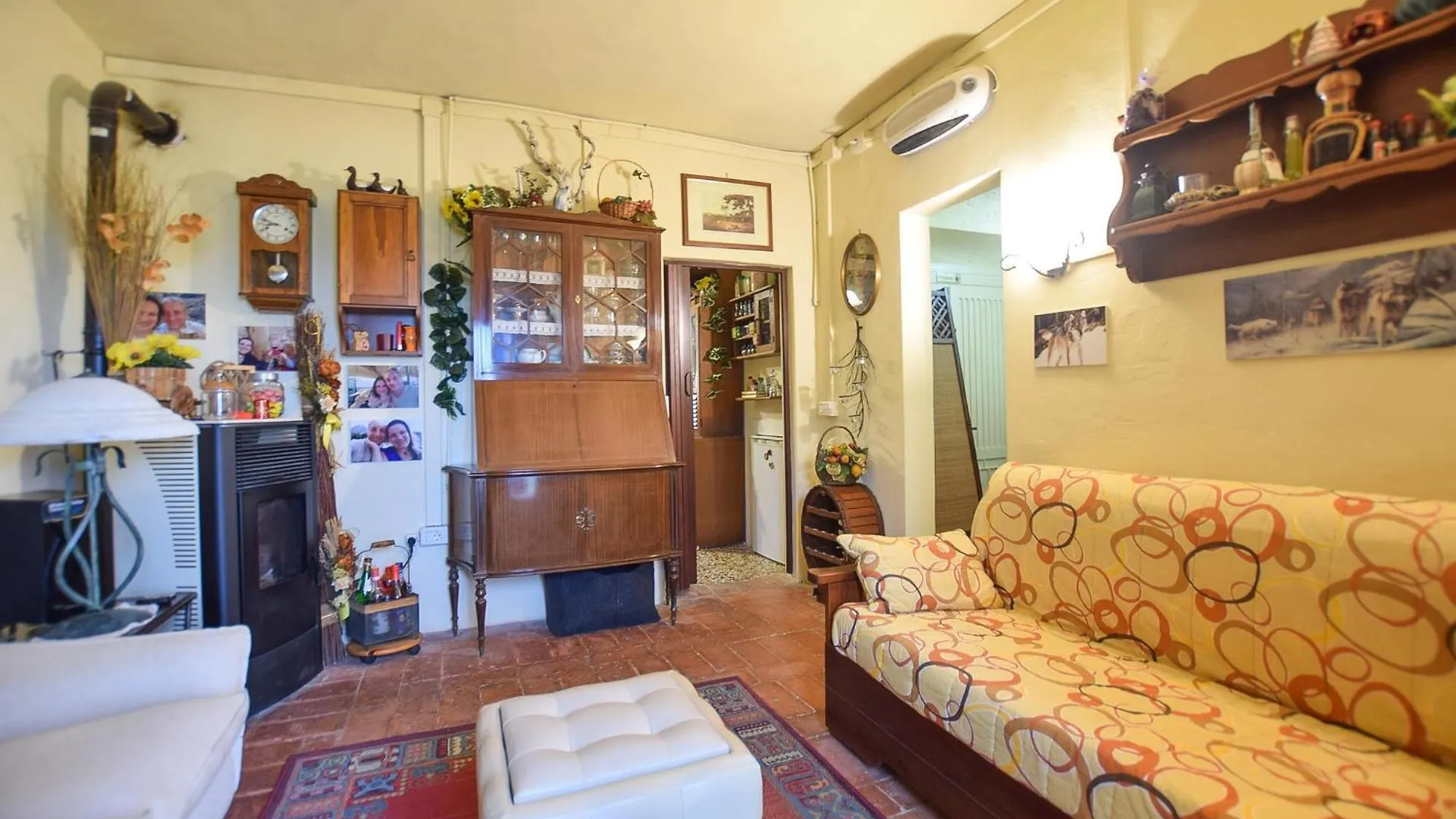 Awesome Home In Cedri-Peccioli With Kitchen