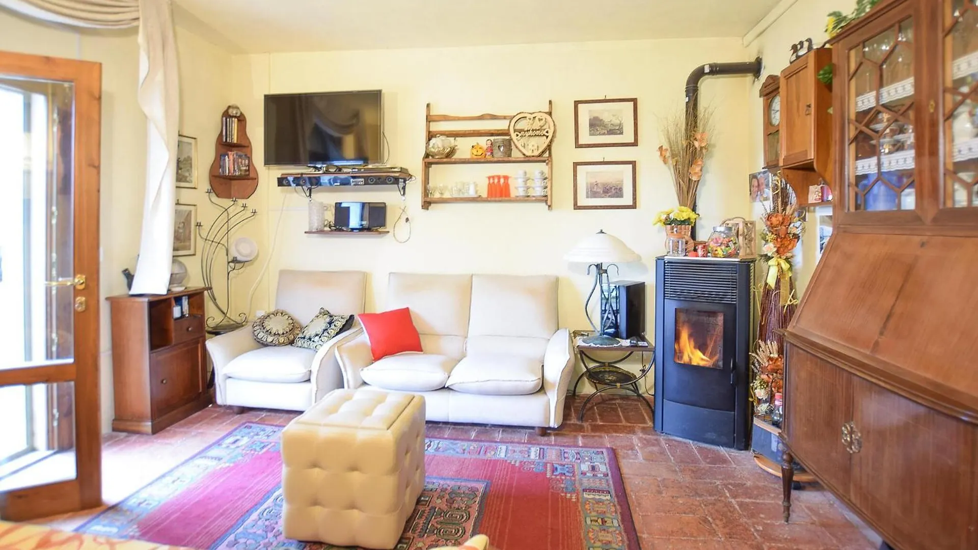 Awesome Home In Cedri-Peccioli With Kitchen Cedri
